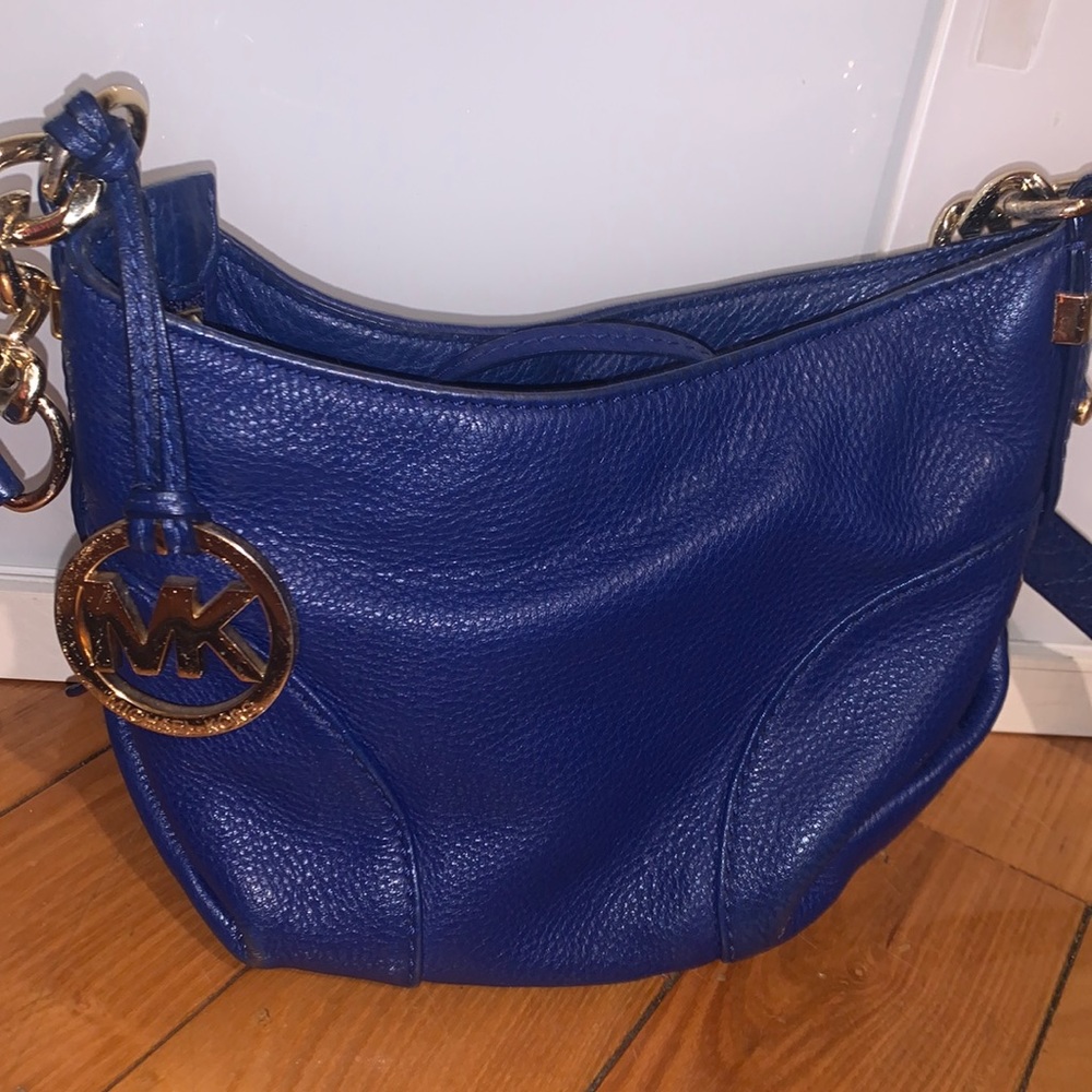 Micheal Kors Jet Set blue leather cross body bag